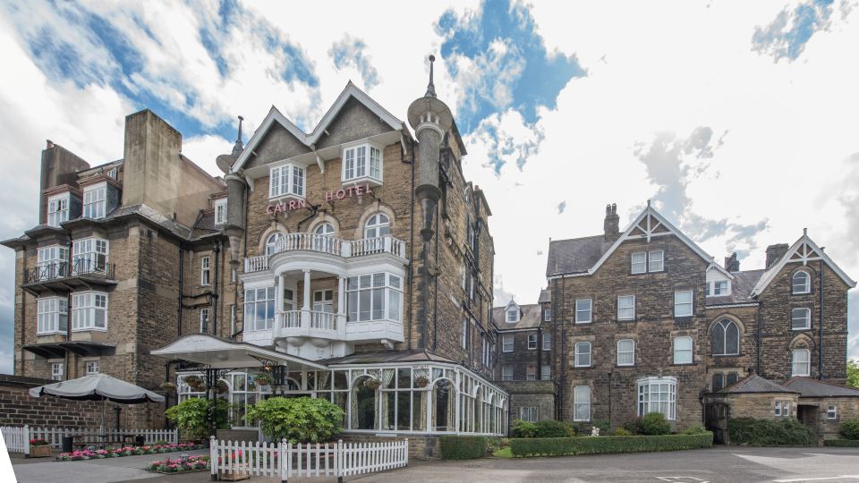 Cairn Hotel