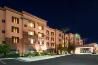 Holiday Inn & Suites Goodyear - West Phoenix Area