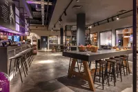 Moxy London Heathrow Airport - petit déjeuner