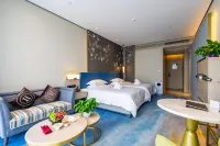 Wenzhou South Station Maison New Century Hotel