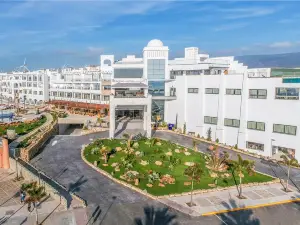 Hotel Zahara Beach by Q Hotels