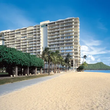 Waikiki Shore by OUTRIGGER