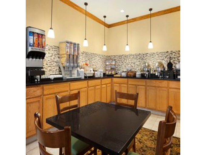 Country Inn & Suites by Radisson, Macedonia, Oh