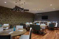 Calgary Airport Marriott In-Terminal Hotel - breakfast