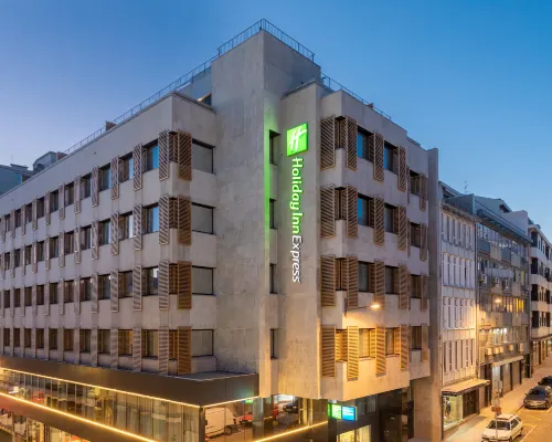Holiday Inn Express PORTO CITY CENTRE by IHG Hotels near Santo Ildefonso