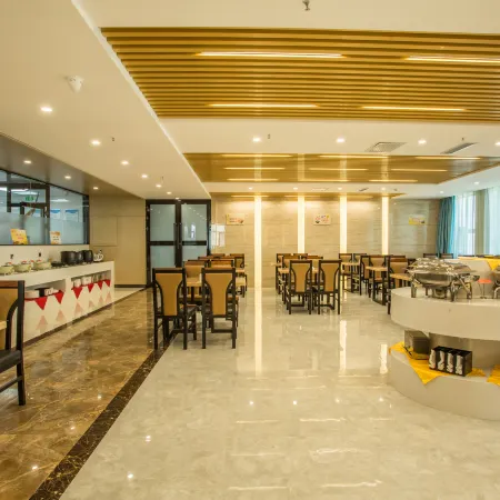Huayi Hotel