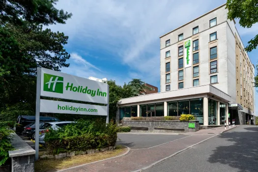 Holiday Inn Bournemouth, an IHG Hotel Hotels near Oasis Fun