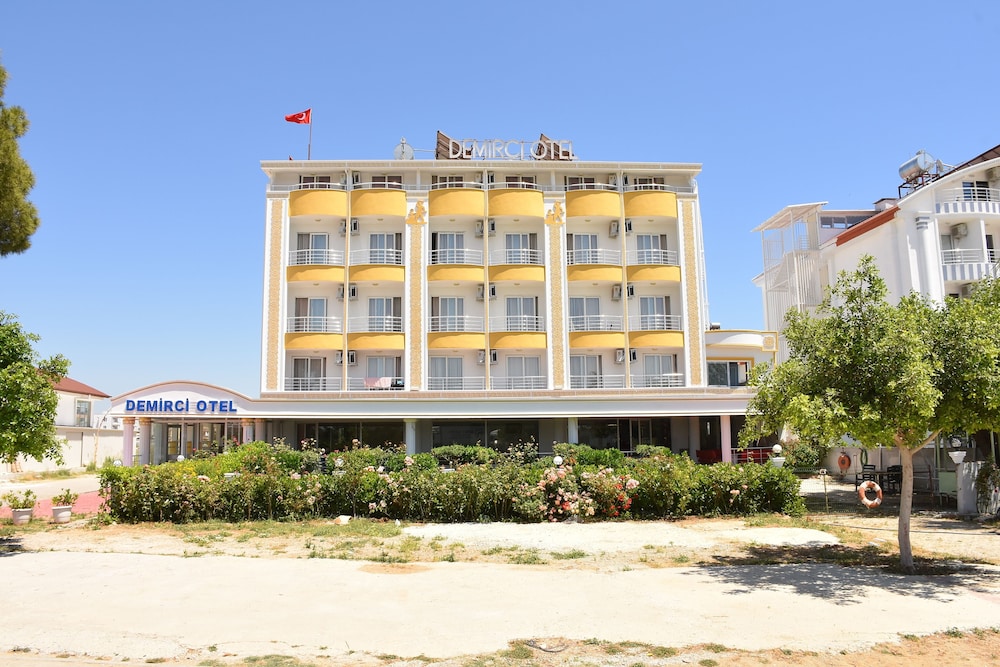 Demirci Hotel