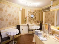 Monte Carlo Palace Rooms