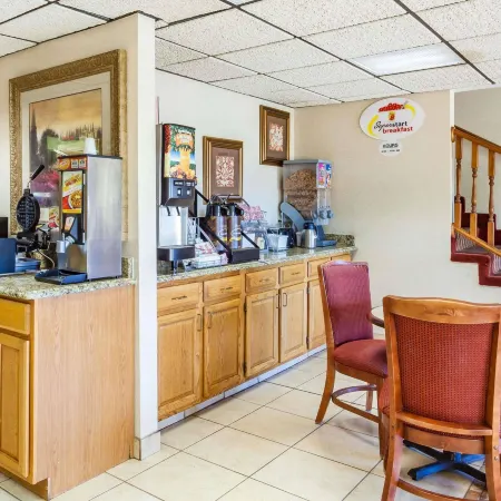 Super 8 by Wyndham Morristown/South
