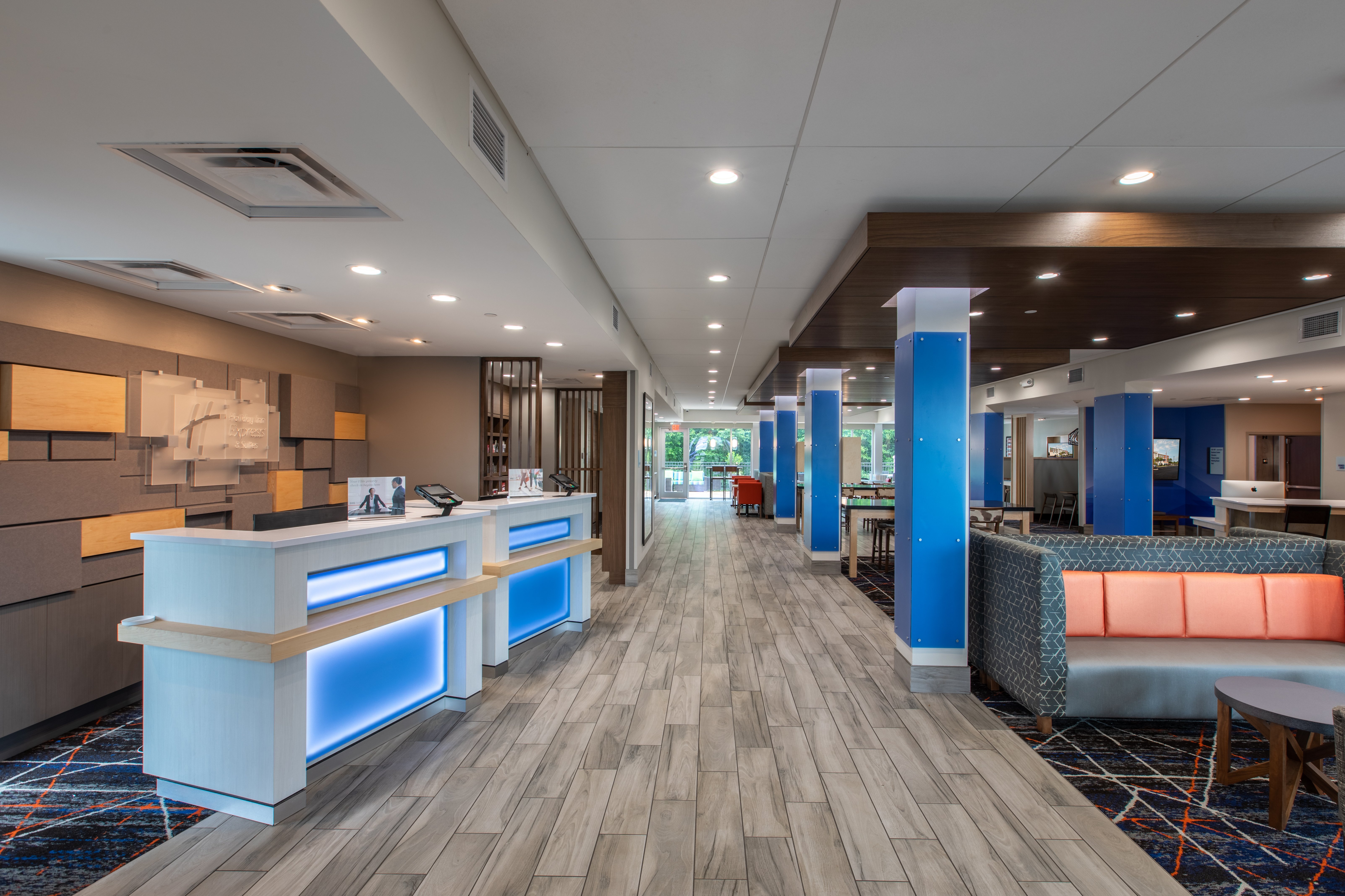 Holiday Inn Express & Suites Greenville S- Piedmont, an Ihg Hotel