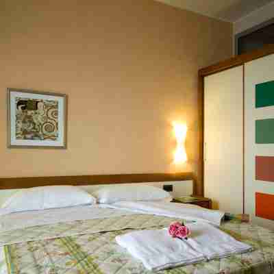 Hotel San Terenzo Rooms