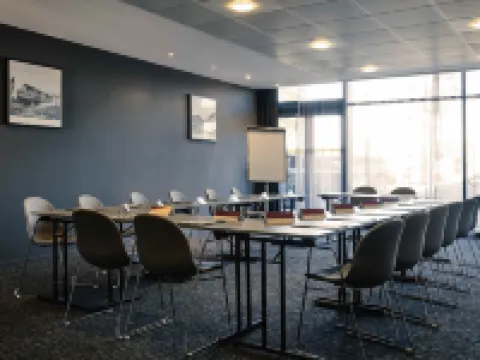 美居土倫濱海拉塞訥酒店 濱海拉塞訥酒店