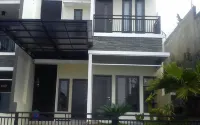 Villa Kencana Apel 2Br Private Pool - ที่มีอ่างอาบน้ำ