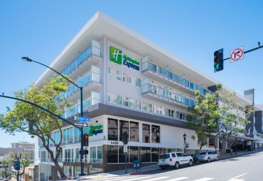 Holiday Inn Express San Diego Downtown 욕실