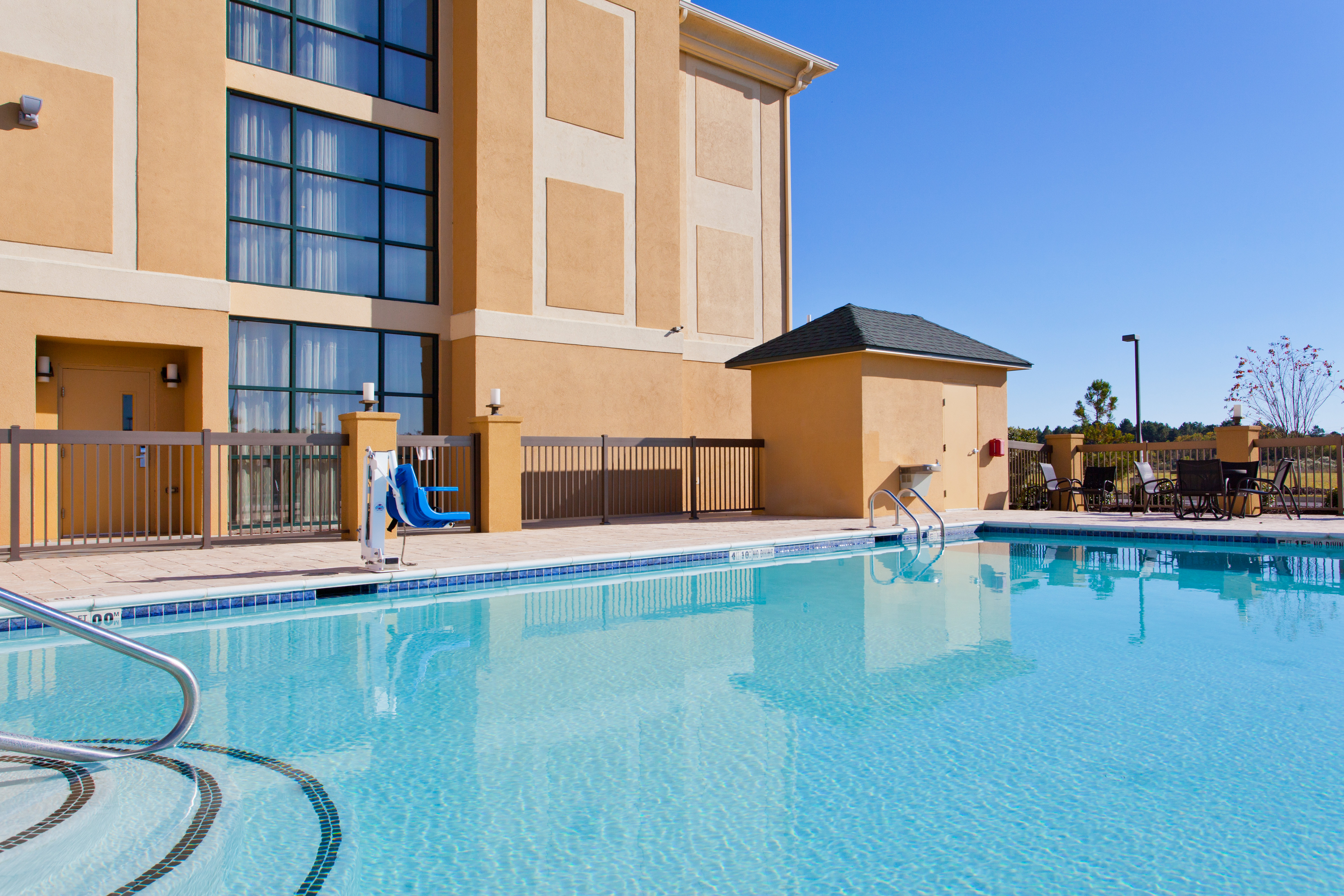 Holiday Inn Express Hotel & Suites Cordele North, an Ihg Hotel