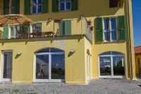 Agriostello Delle Langhe Hotels in 