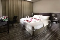 Grand Lily Hotel Suites