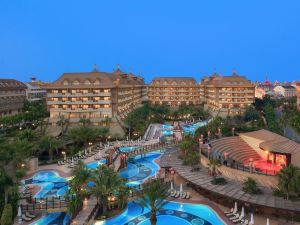 Royal Dragon Hotel – All Inclusive