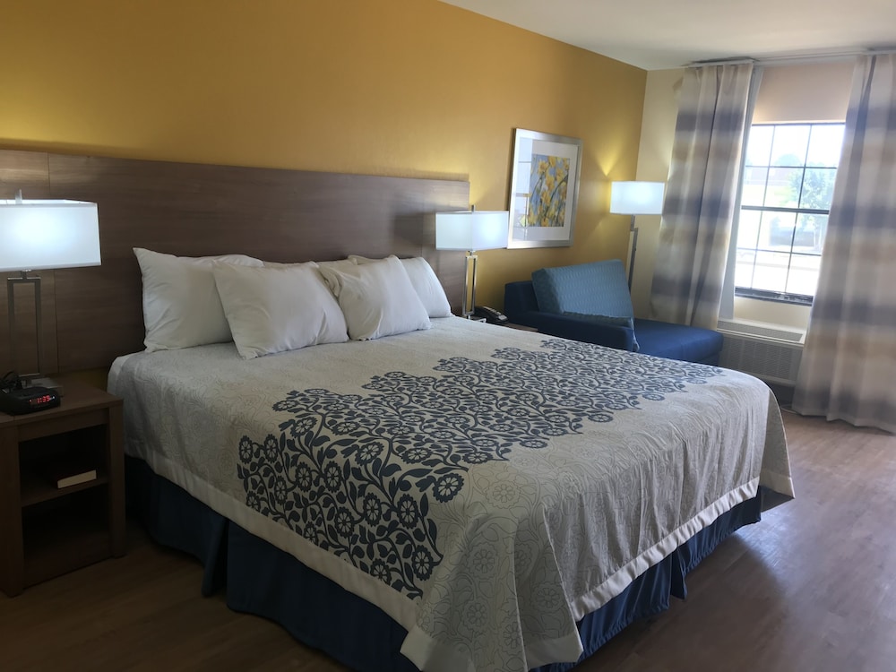 Days Inn by Wyndham Batesville