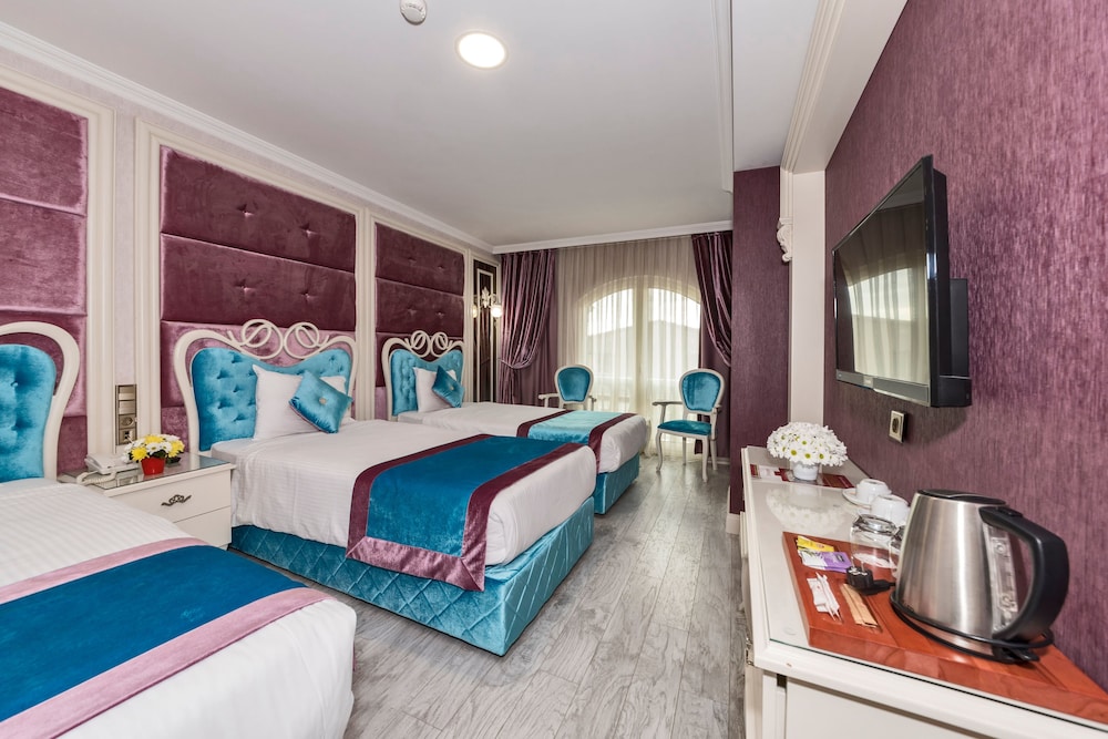 Marnas Hotels