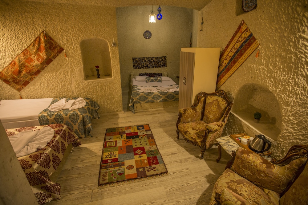 Mia Cappadocia Cave Hotel