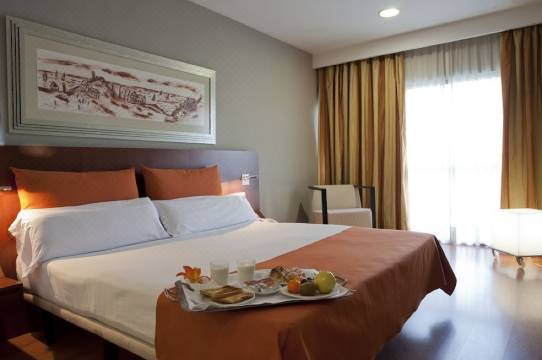 Eurohotel Barcelona Gran Via Fira L Hospitalet De Llobregat Latest Price Reviews Of Global Hotels 22 Trip Com