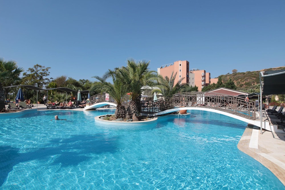 Club Yali Hotels & Resort