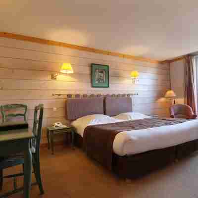 Le Grand Hotel et Spa et Son Chalet Rooms