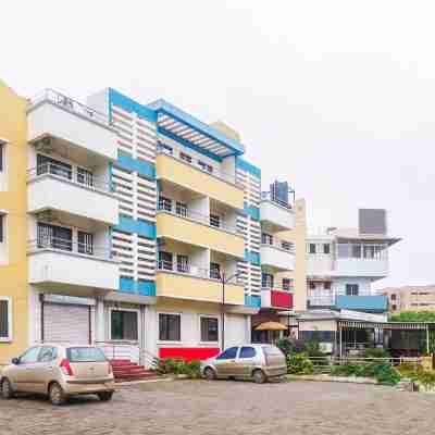 Via Yashraj Inn Hotel Exterior