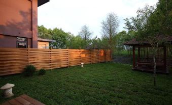 Forest De Flute Hostel
