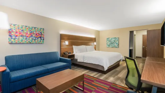 Holiday Inn Express & Suites Lake Havasu - London Bridge