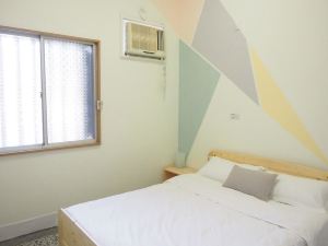 Jinlun 477 Guest House