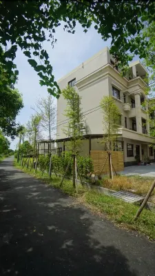 Riverbank Villa Hotel a Yilan