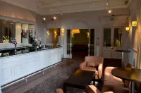 Harte and Garter Hotels in Windsor