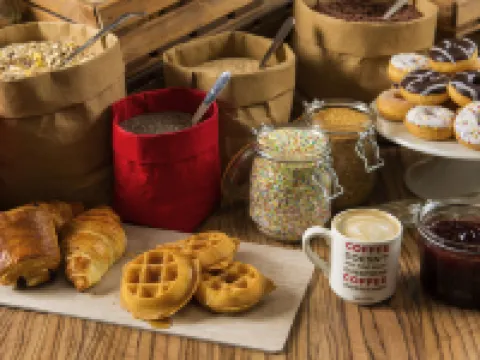 ไอบิส แอมบาสซาเดอร์ ซูวอน โรงแรมในซูว็อน