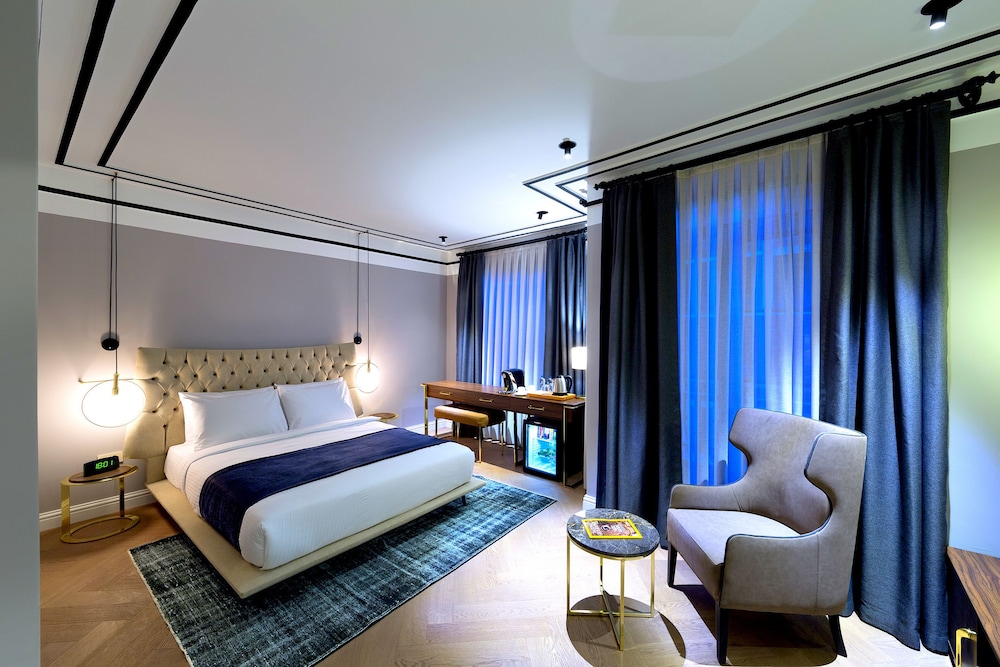 Walton Hotels Galata