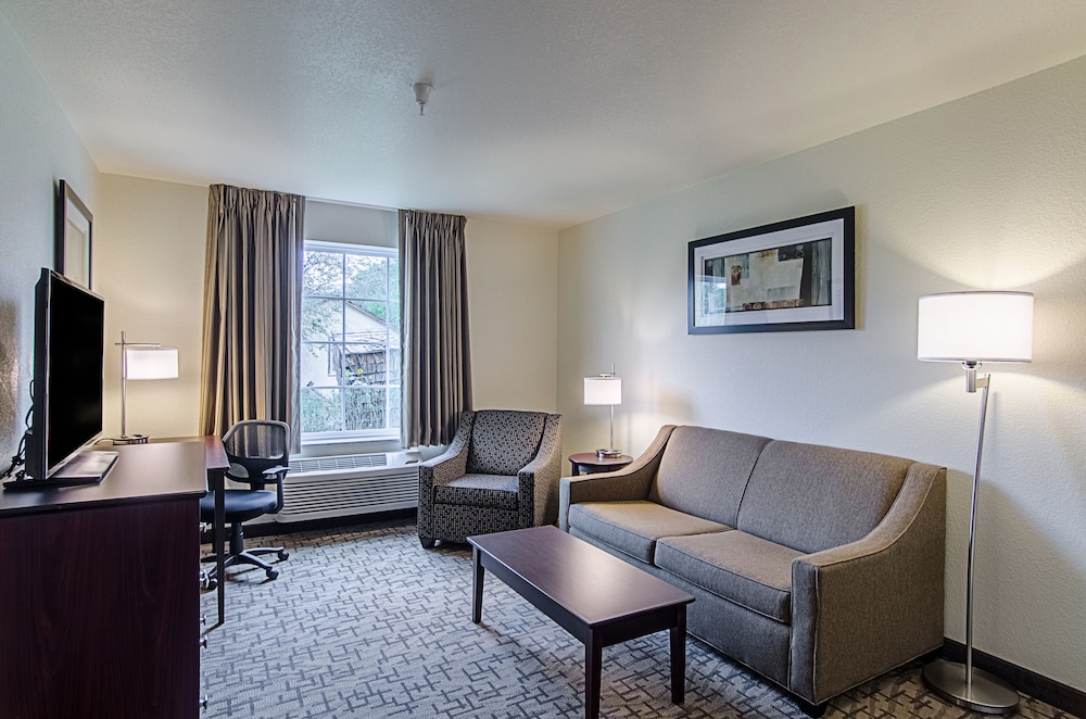 Cobblestone Inn & Suites - Guernsey