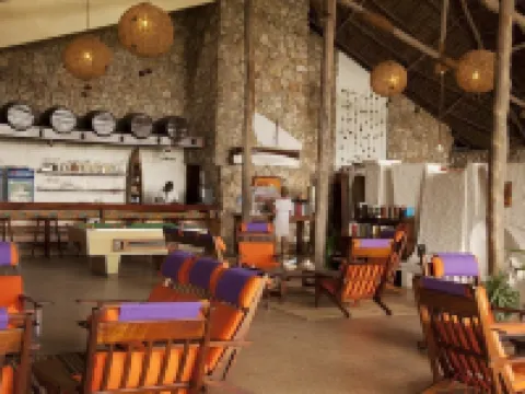 Basecamp Mafía Island โรงแรมในมาเฟีย