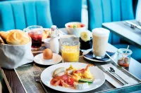 Leonardo Hotel Zurich Airport - breakfast