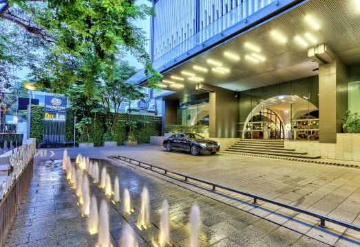 더블트리 바이 힐튼 수쿰윗 방콕