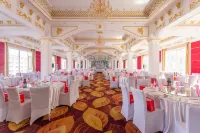 Dongfang Hotel Hotels in Rushan