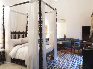 La Maison Bleue Batha