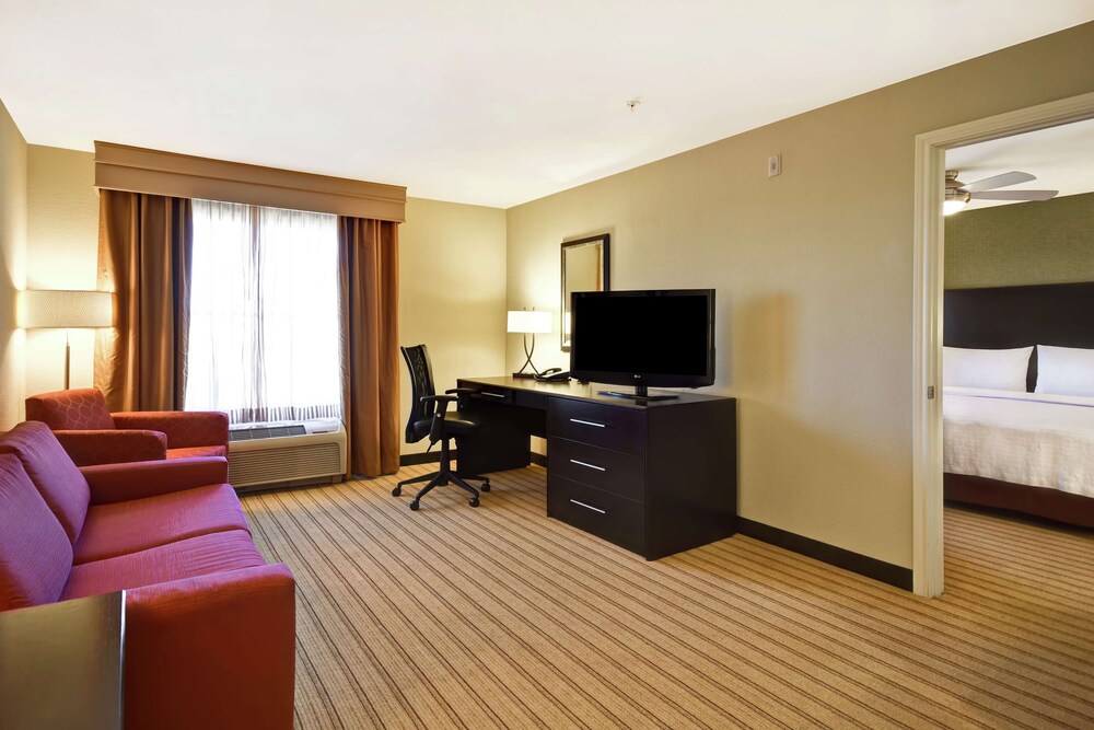 Homewood Suites by Hilton Fort Worth West at Cityview