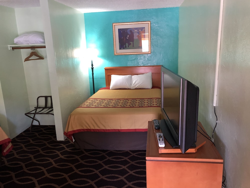 Klamath Motor Lodge