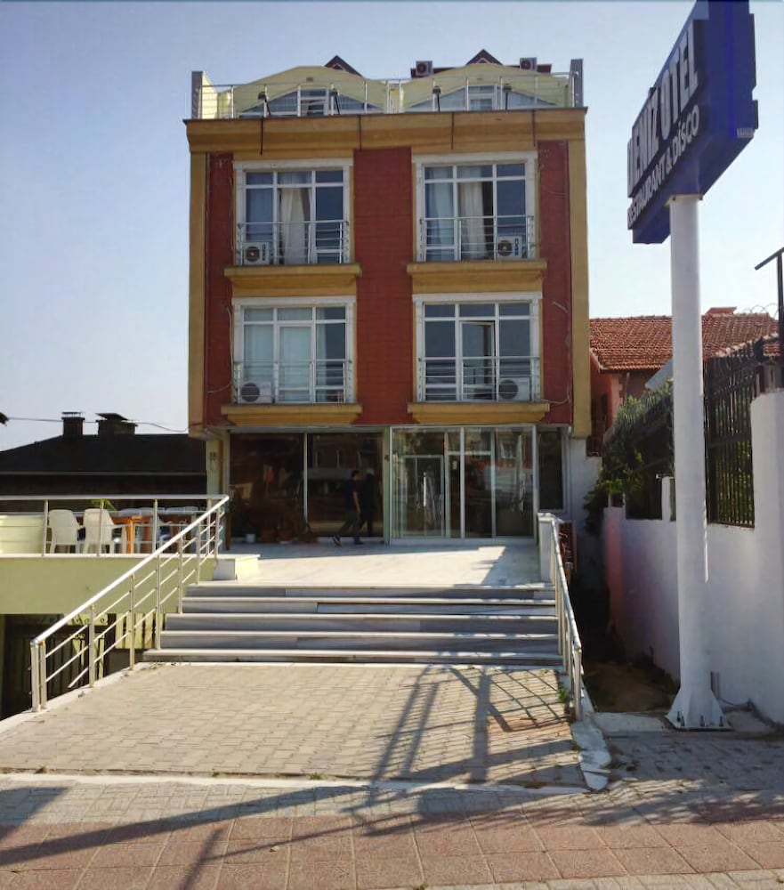 Deniz Hotel