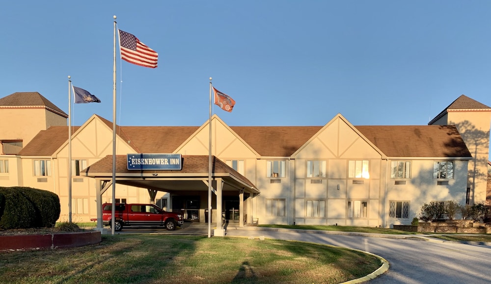 Eisenhower Hotel and Conference Center