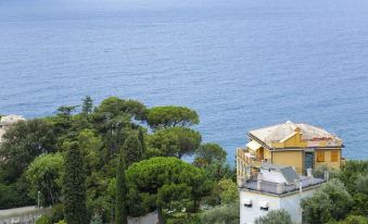 Casa Bianca a Bogliasco by Wonderful Italy