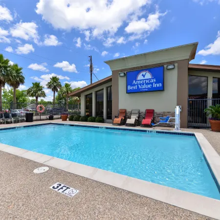 Americas Best Value Inn Angleton
