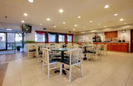 Americas Best Value Inn and Suites Saint Charles